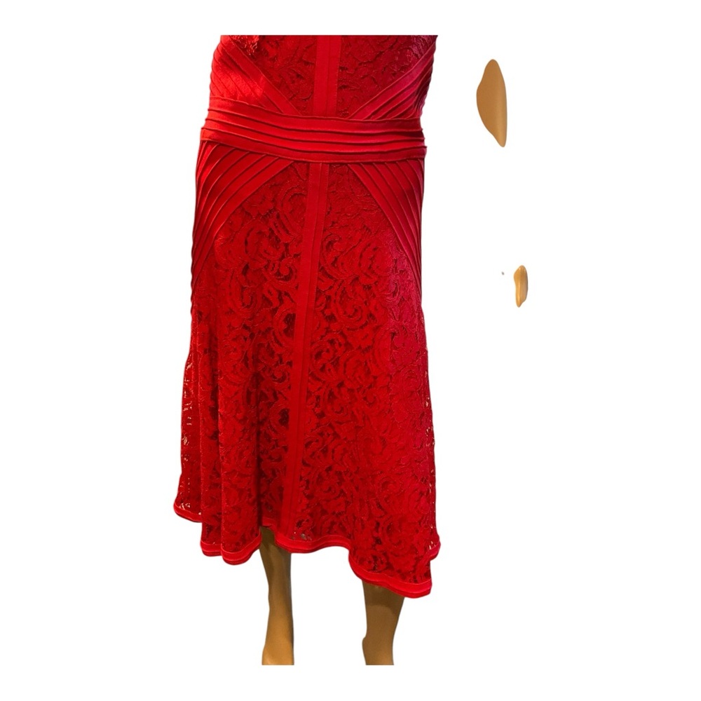 TADASHI SHOJI Women’s Red V-Neck Floral Lace Cocktail Midi Dress Size 14 - Picture 3 of 16